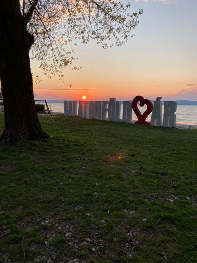 Zawia Apartman Lägenhet Balatonföldvár Exteriör bild