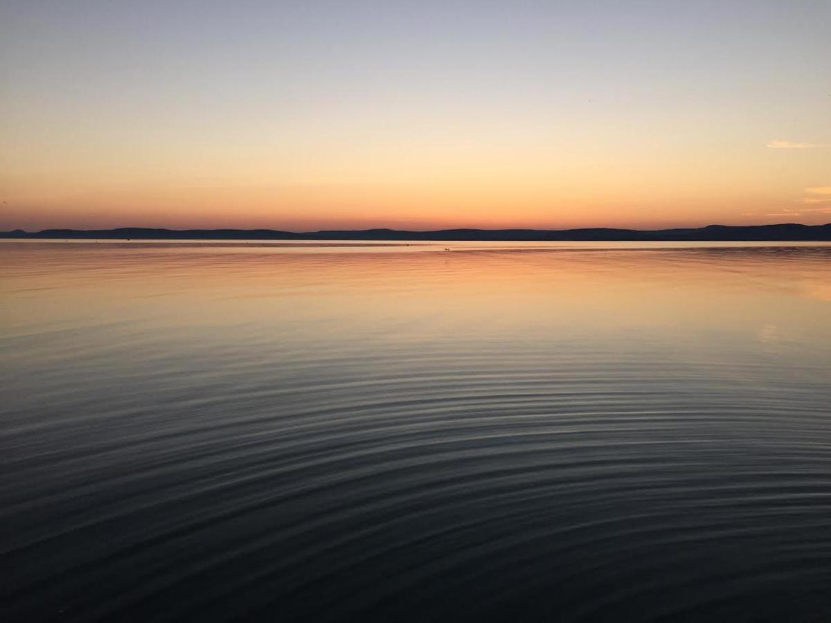 Zawia Apartman Lägenhet Balatonföldvár Exteriör bild