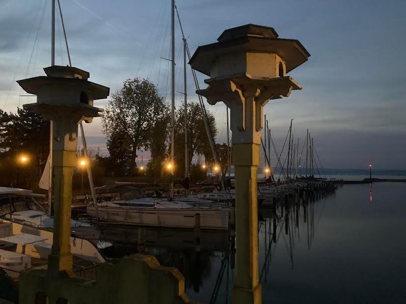 Zawia Apartman Lägenhet Balatonföldvár Exteriör bild