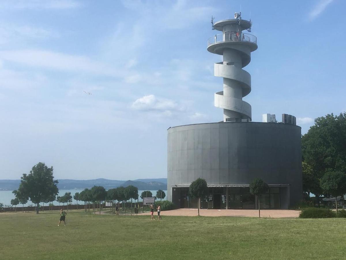 Zawia Apartman Lägenhet Balatonföldvár Exteriör bild